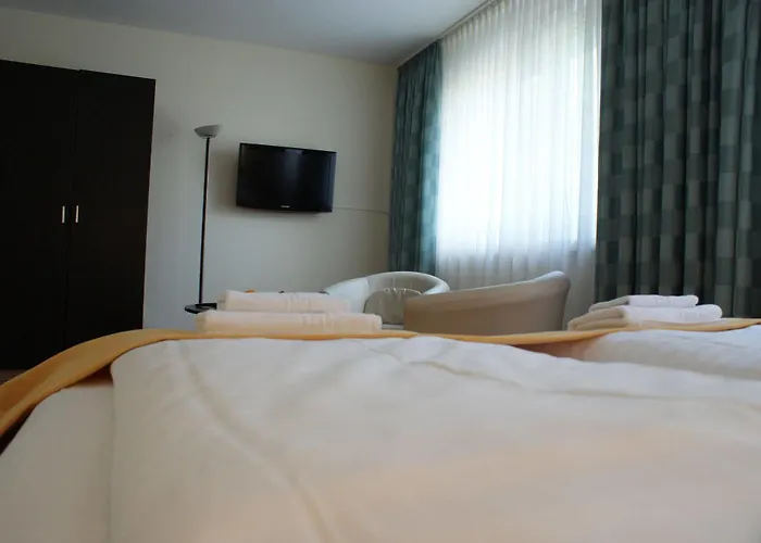 Hotel Arena - Mitte 2*