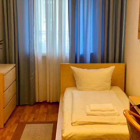Arena - Mitte Hotel